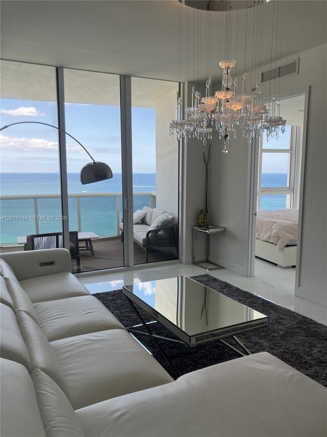 Building Photo - 18201 Collins Ave
