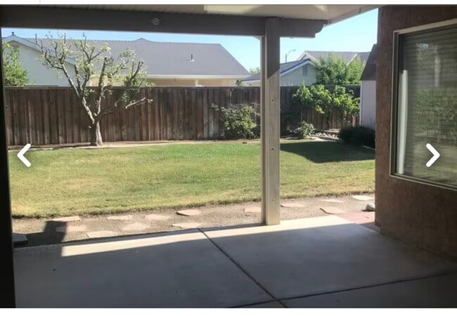 Building Photo - 1527 Orange St