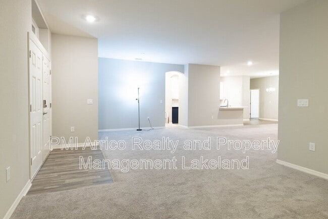 Building Photo - 1069 Montgomery Ln