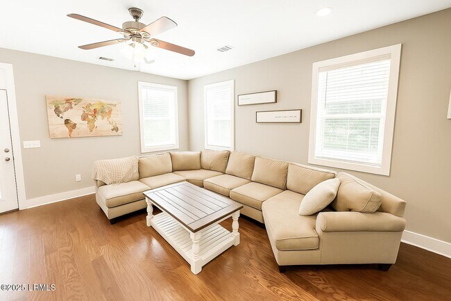 Building Photo - 29 Downing Dr