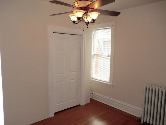 Building Photo - 7609 Tuscarora St