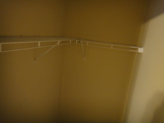 Building Photo - 3Bed/3Bath Available Soon!