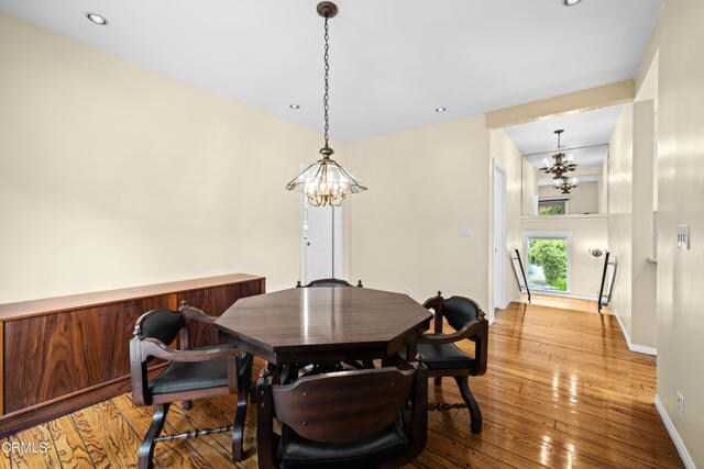 Building Photo - 2068 Stanley Hills Dr