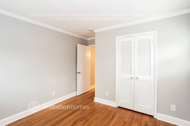 Building Photo - 5800 Amity Pl