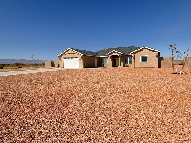 Building Photo - Beautiful Property Coming Soon!!!!