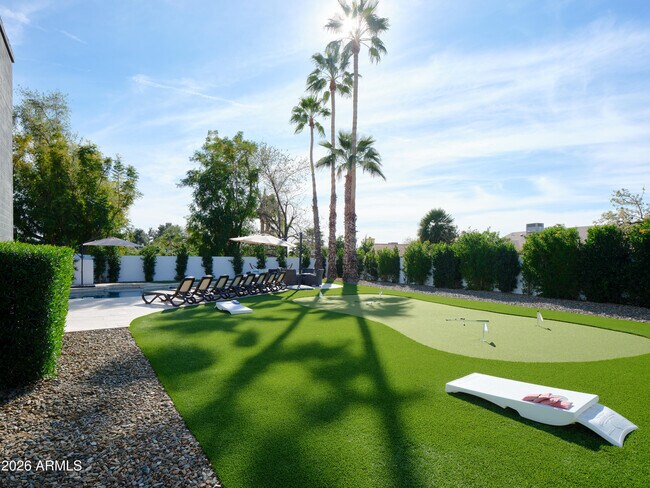 Building Photo - 15218 N 61st St