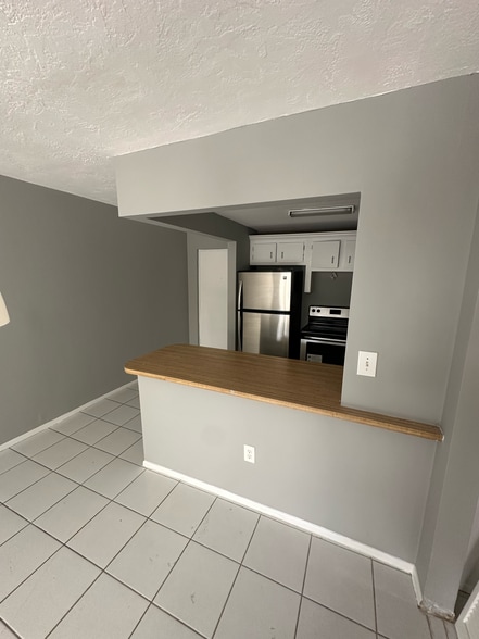 Building Photo - 7300 NW 17th St