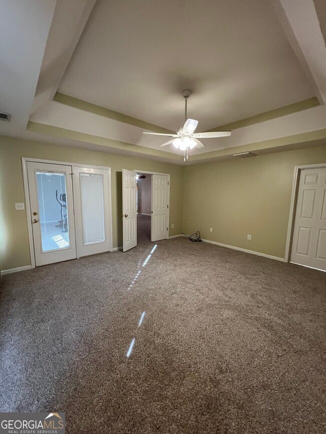 Building Photo - 160 Crystal Ridge Cir