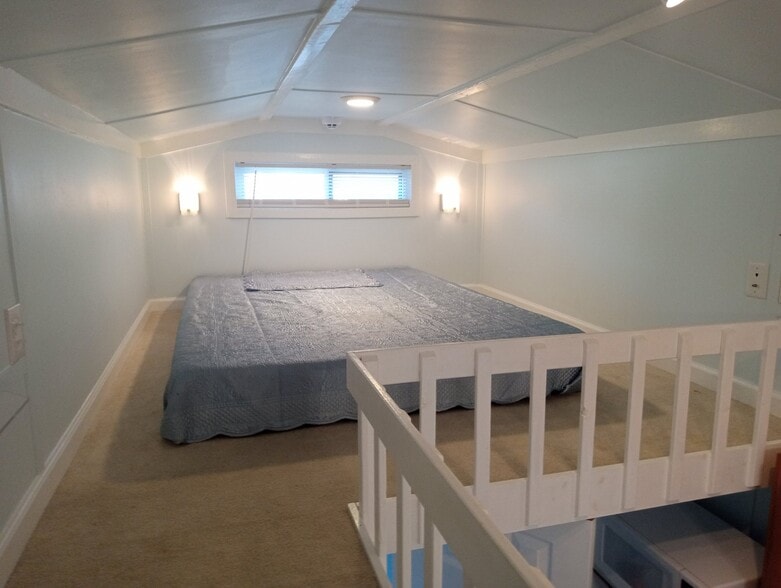 Building Photo - 1340 Pinyon Pl