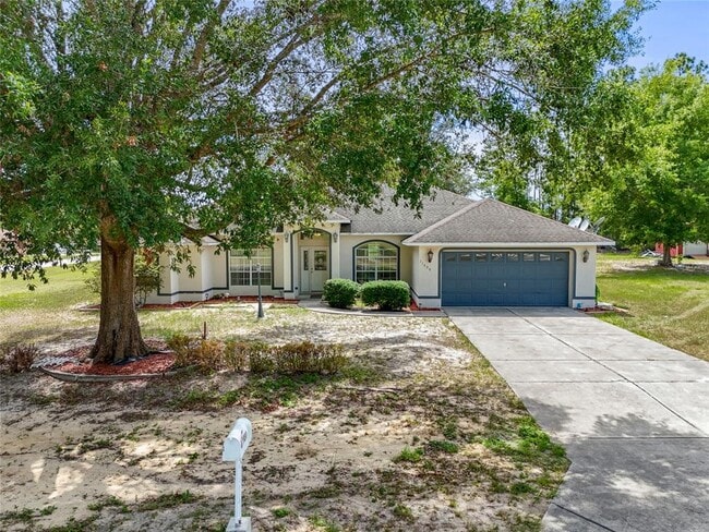 Building Photo - 11490 SW 46th Ave
