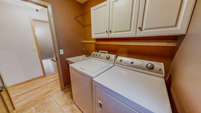 Building Photo - 5224 Nannyberry Dr