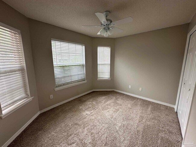 Building Photo - 4110 Spinnaker Pl