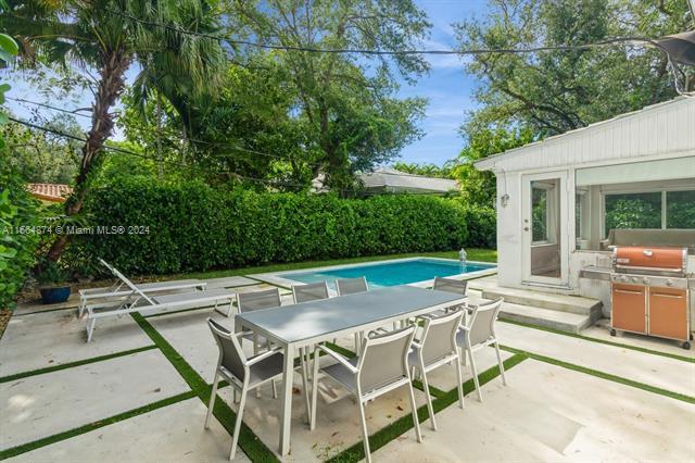 Building Photo - 1225 Tangier St