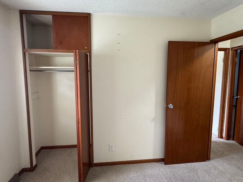 Building Photo - 2107 Tanglefoot Ln