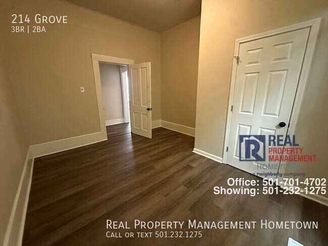 Building Photo - 214 Grove-