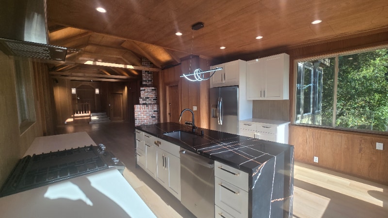 Primary Photo - 2665-2665 Shasta Rd