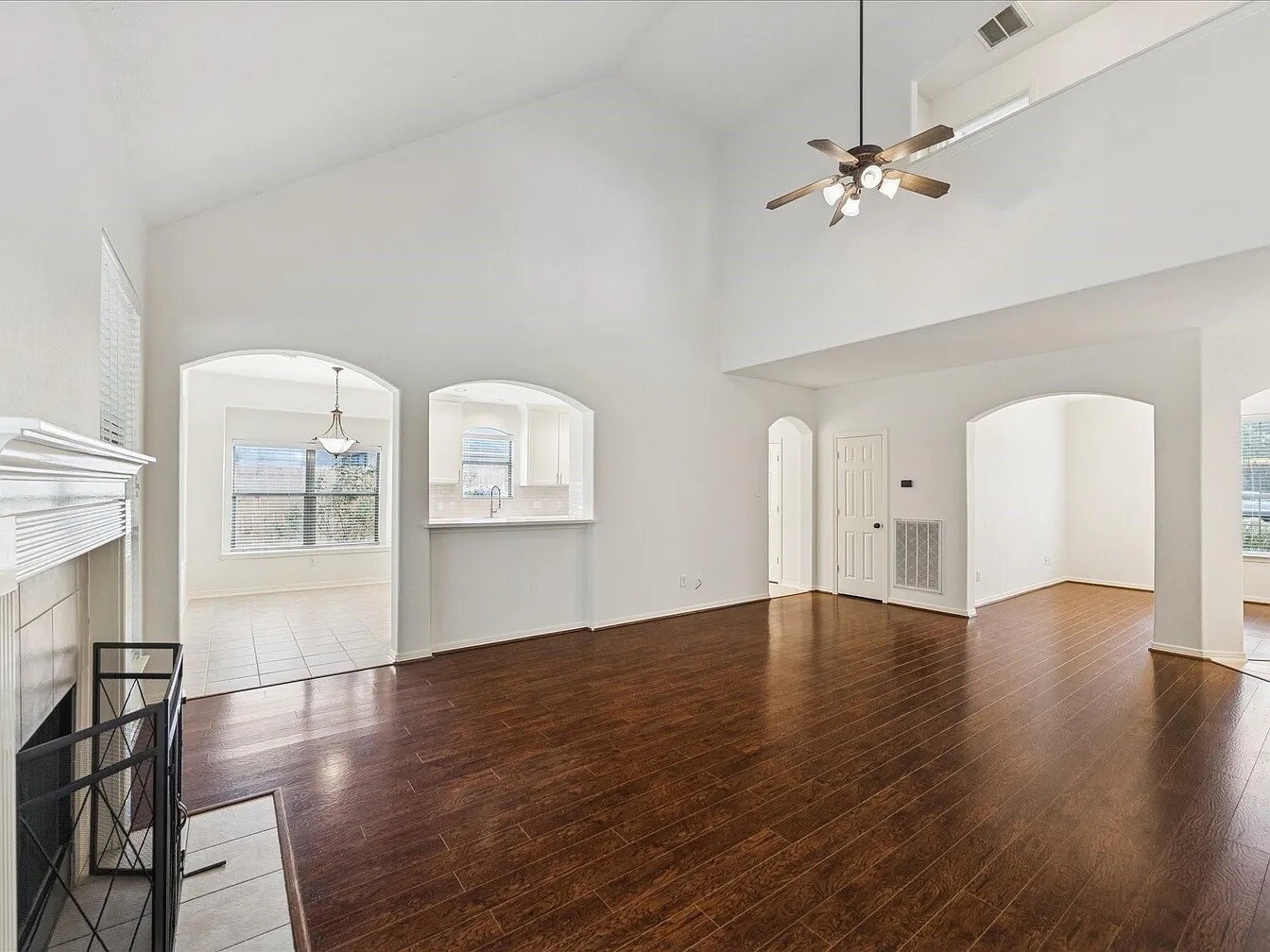 Building Photo - 6418 Sugar Bush Dr