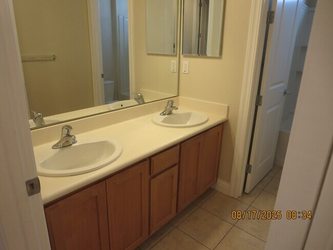 Building Photo - 4065 Calloway Dr