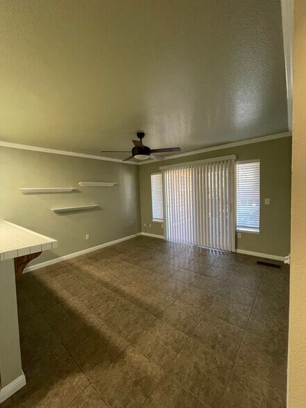 Building Photo - 423 Kinsmill Ct