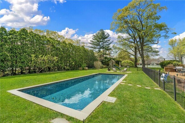 Building Photo - 77 Pleasant Ridge Rd