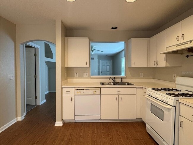 Building Photo - 7431 Oxford Garden Cir