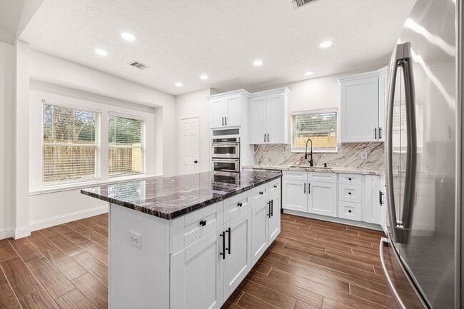 Building Photo - 17907 Pelican Way Rd