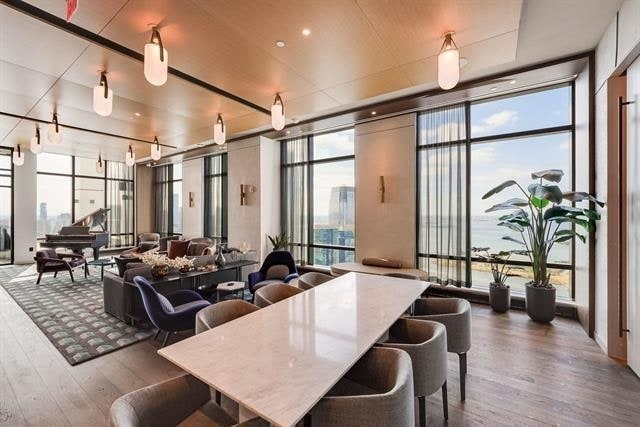 Building Photo - 25 Christopher Columbus Dr