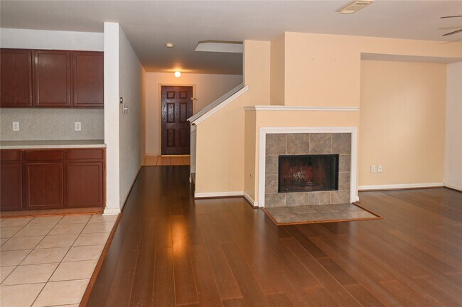 Primary Photo - 3519 Benjamin Franklin Ln