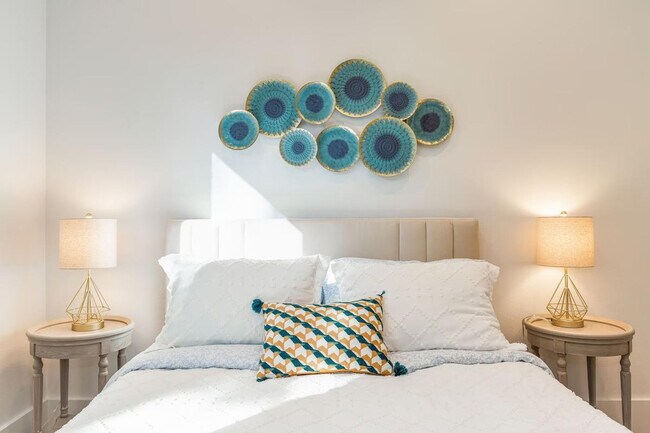 Building Photo - 115 110th Pl SE