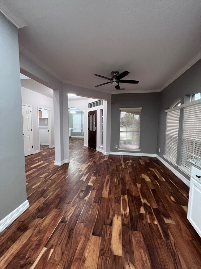 Building Photo - 3629 Pine Valley Dr