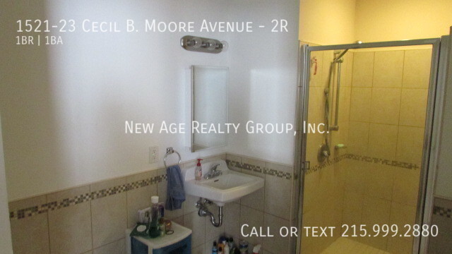 Building Photo - Modern 1 bedroom near Temple University!