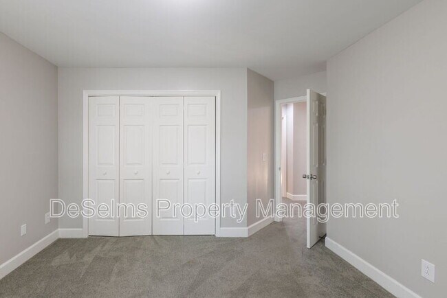 Building Photo - 1012 Beech Tree Ln