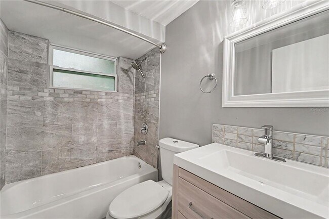 Building Photo - 3528 Rock Royal Dr