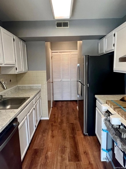 Building Photo - 3917 Whispering Hills Dr