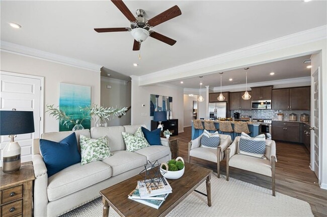 Building Photo - 70 Pinnacle Wy