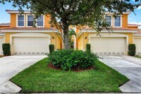 Building Photo - 11842 Bayport Ln