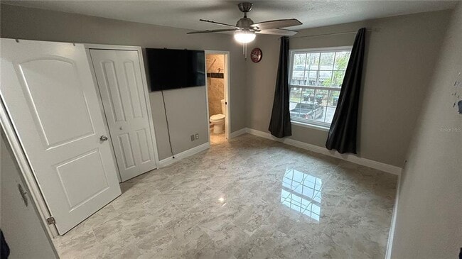 Building Photo - 9608 River Walk Ct