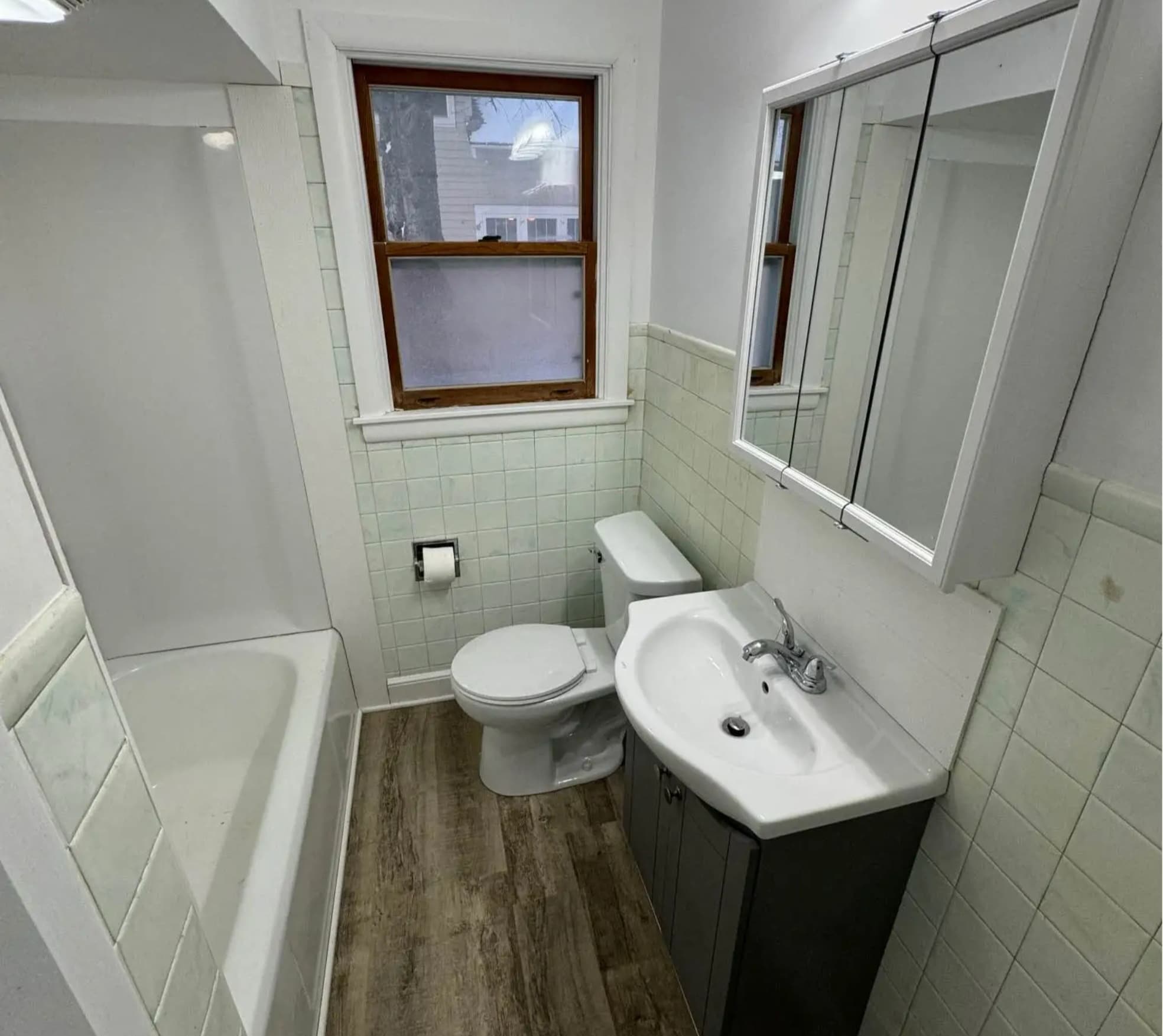 Building Photo - 1006 N 1st Ave