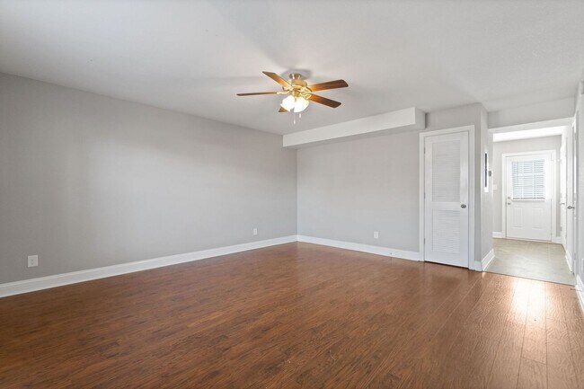 Building Photo - 1816 Beckett Dr