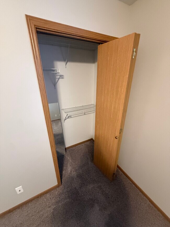 Building Photo - 4637 Twain St