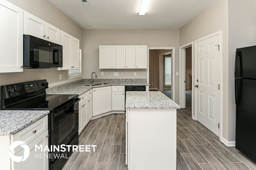 Building Photo - 8408 Bristol Ford Pl