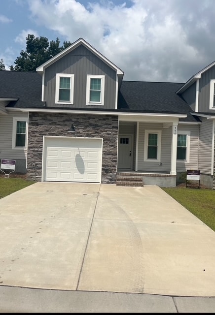 Building Photo - 548 Timbercrest Cir SE