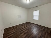 Building Photo - Recently Updated