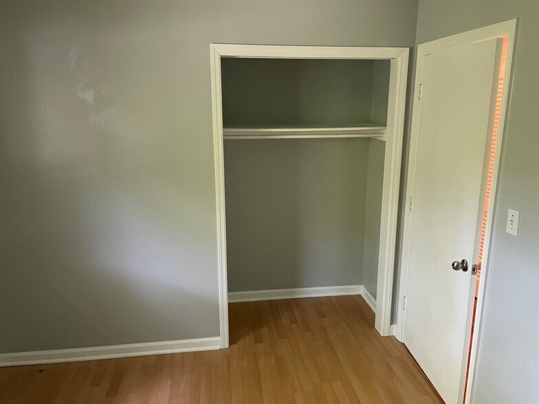 Room2 - 4152 W Curry Ct