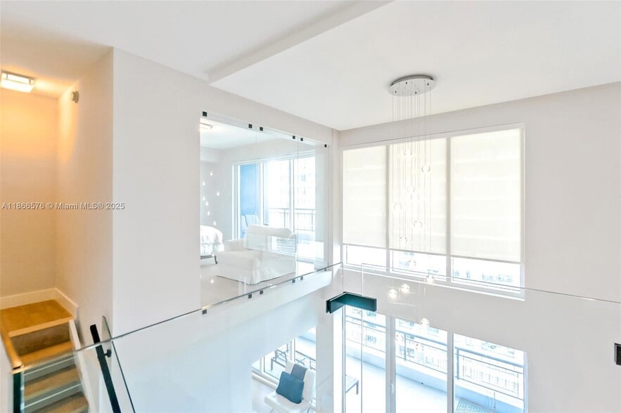 Building Photo - 60 SW 13th St