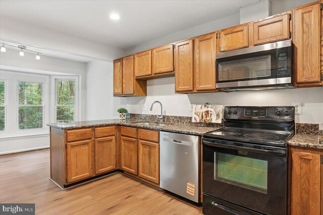 Building Photo - 12540 Cavalier Dr