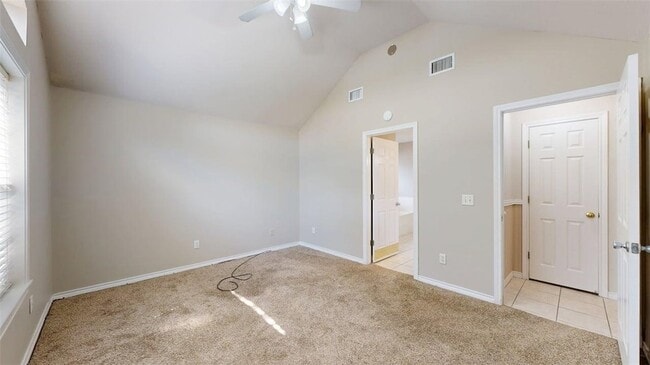 Building Photo - 235 Stuttgart Cir