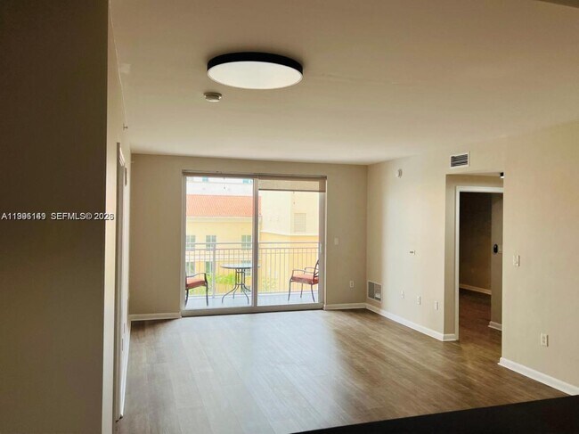 Building Photo - 7350 SW 89th St