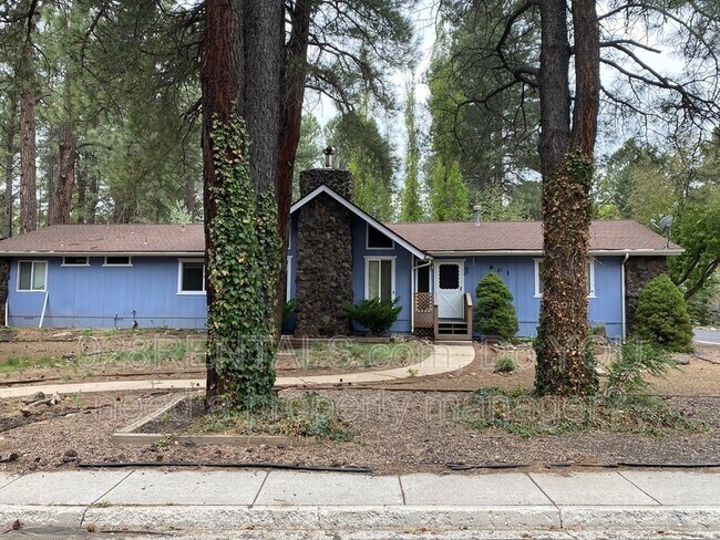 Building Photo - 801 W University Heights Dr S