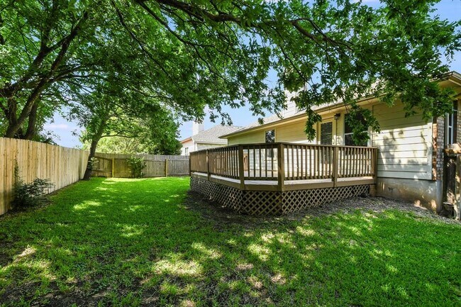 Building Photo - 104 Windmill Cir